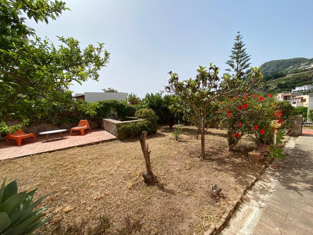 Villa A Lipari Eksteriør billede
