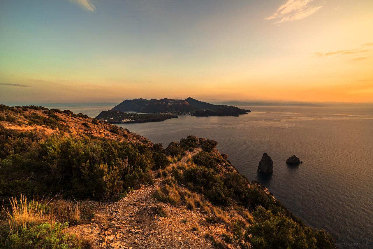 Villa A Lipari Eksteriør billede