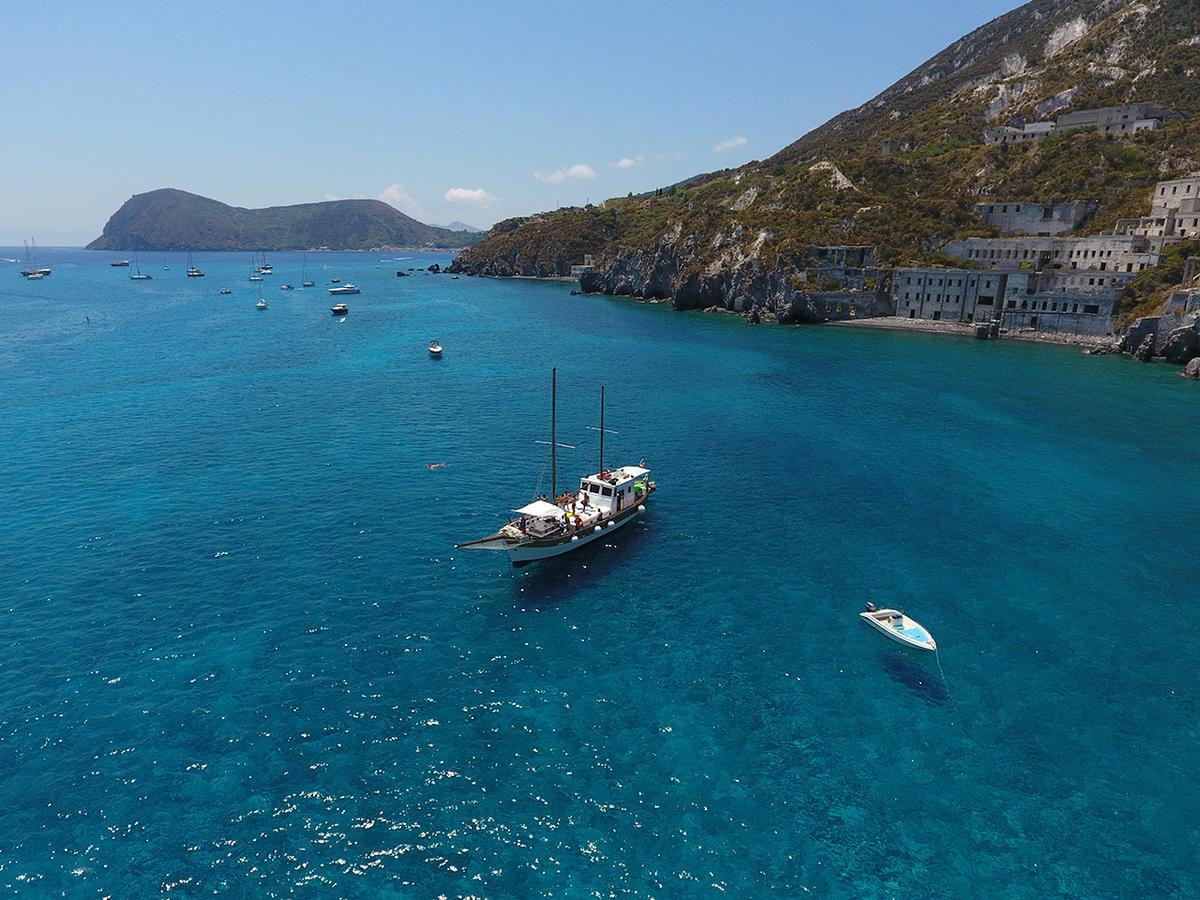 Villa A Lipari Eksteriør billede