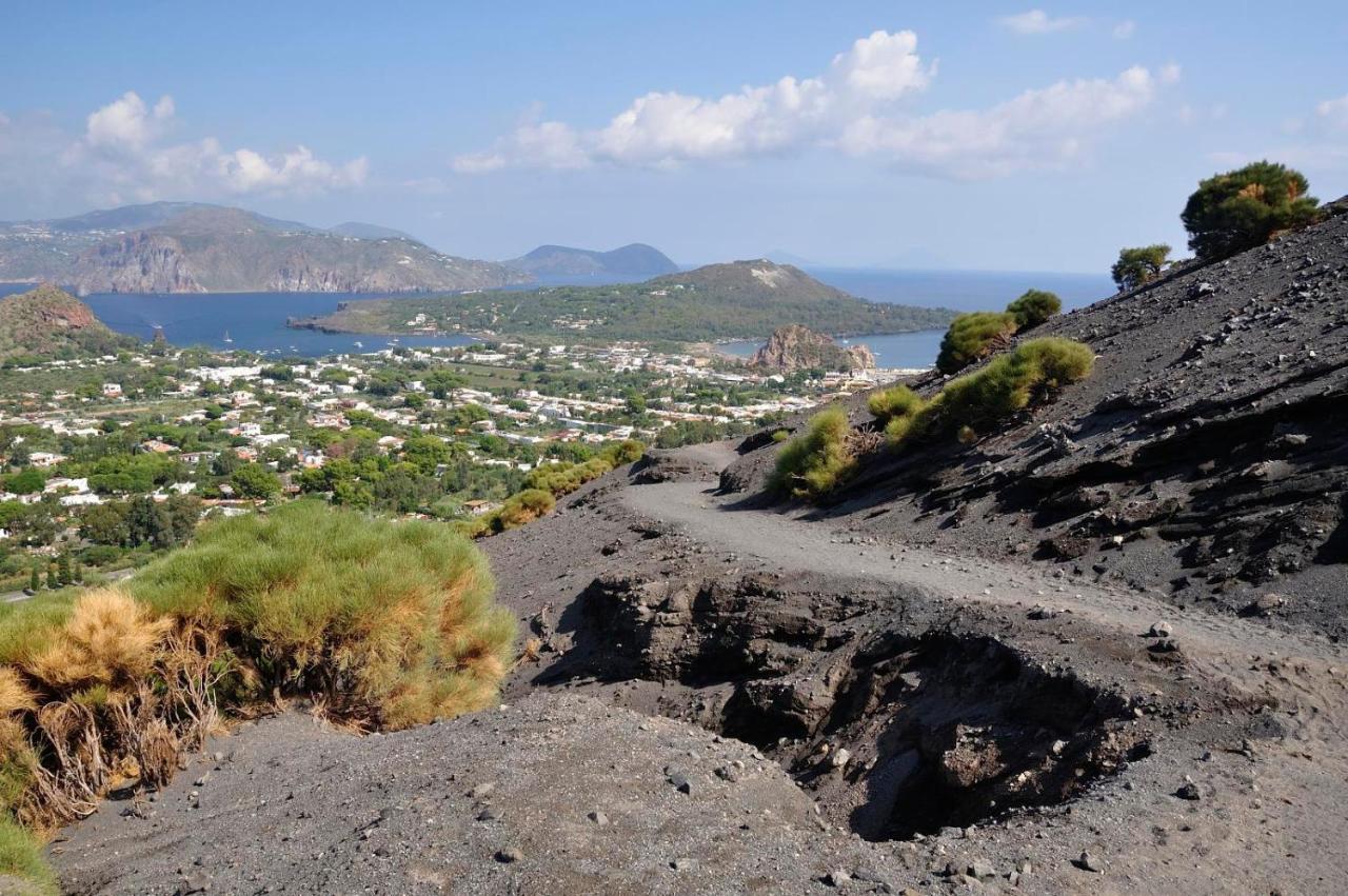 Villa A Lipari Eksteriør billede